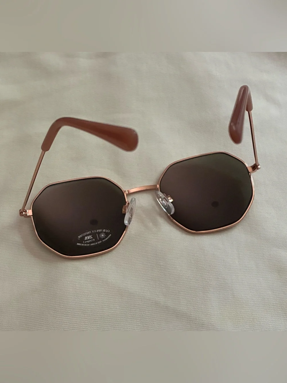NWOT. Zara Kids Geometric Gold Frame/Pink Mirror Lens Sunglasses.